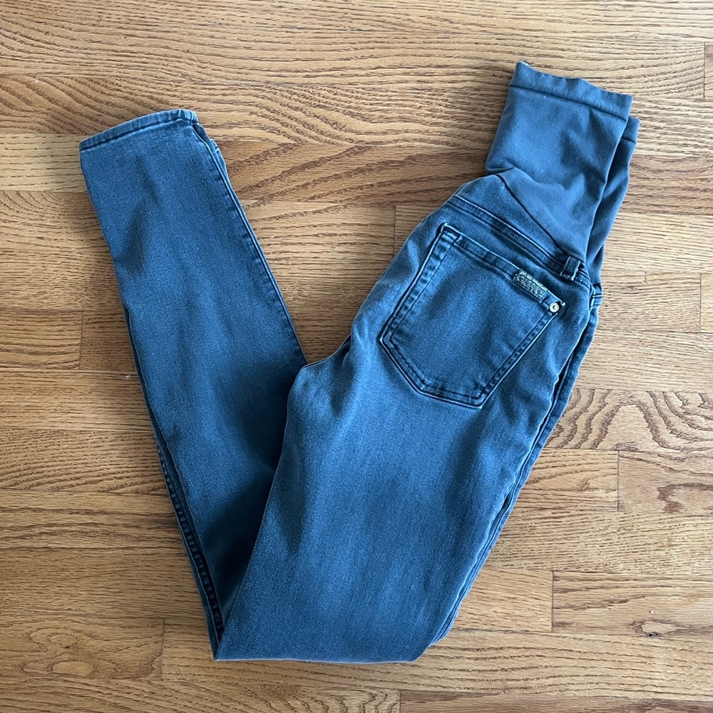 7 for all mankind maternity skinny jeans. Size 27. Grey wash.